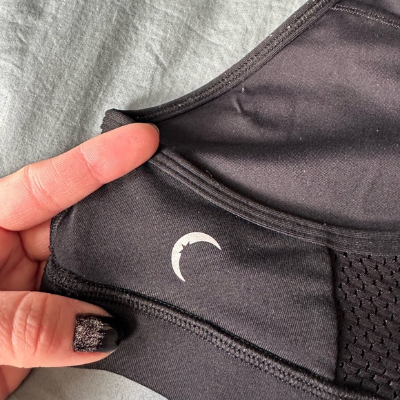 ZYIA Black Grid Bra Medium - Picture 6 of 7